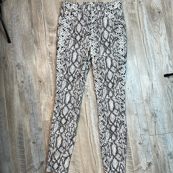 Good American Good Waist Snake Skin Print Tummy Control Flattering Skinny Jeans - Picture 2 of 8